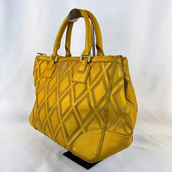 Tory Burch Mustard Gold Argyle Leather Tote Handbag $698 - Picture 4 of 16
